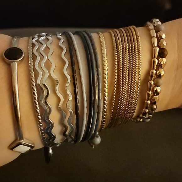 Stack of Bangles - Picture 1 of 6